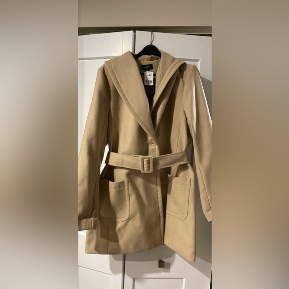 Le Chateau Fall/Winter Coat XL. BNWT - Picture 3 of 3